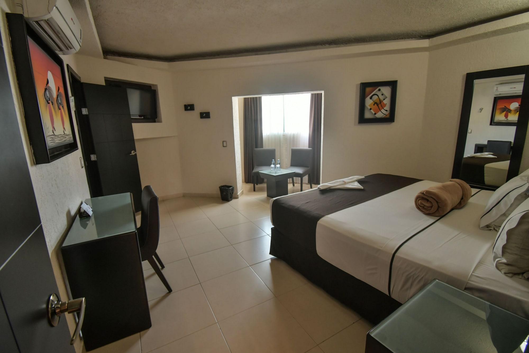 Hotel Portonovo Plaza Centro غوادالاجارا المظهر الخارجي الصورة
