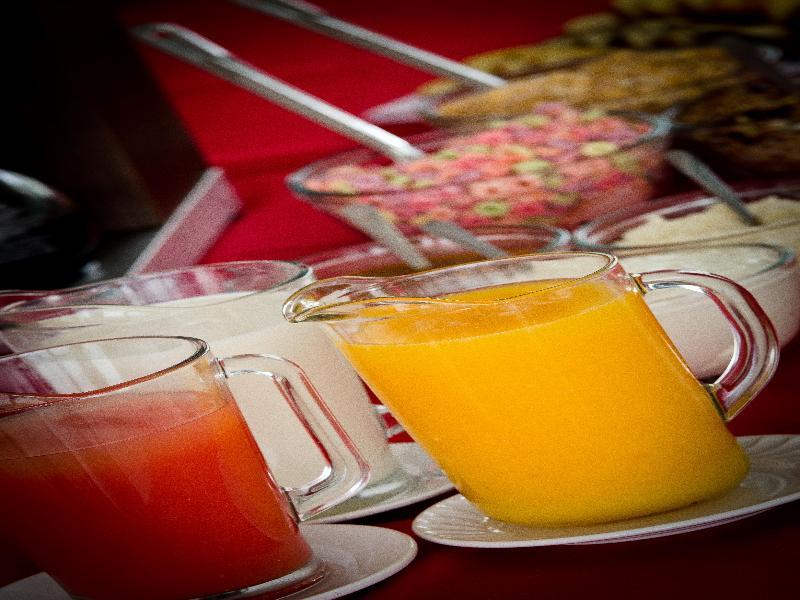 Hotel Portonovo Plaza Centro غوادالاجارا المظهر الخارجي الصورة